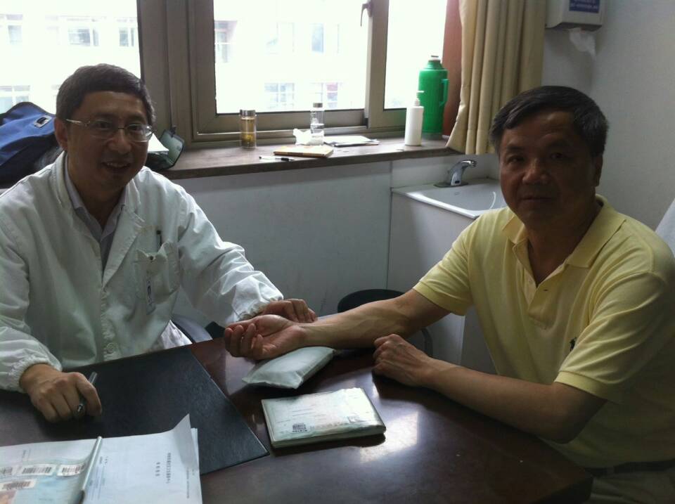 为国家游泳队朱志根教练作健康咨询